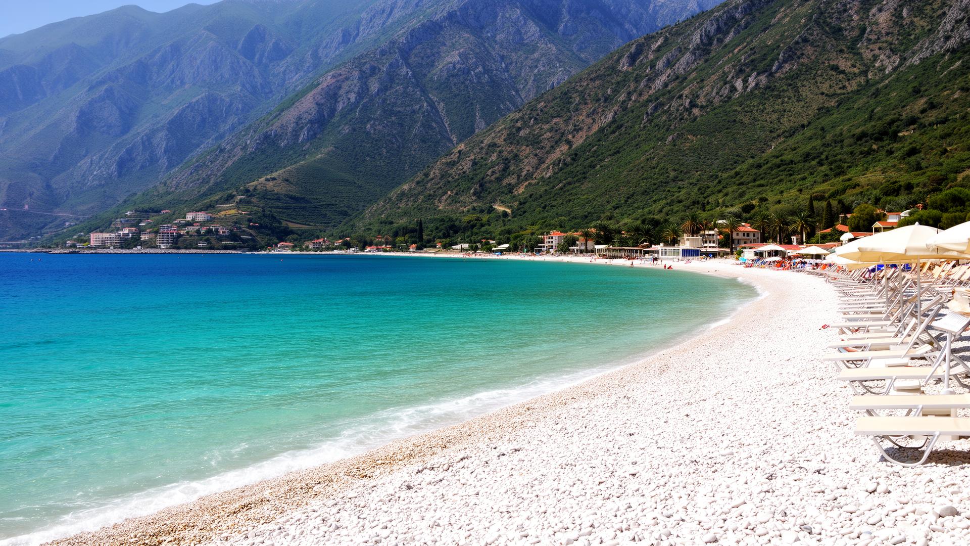 How to Plan a July Summer Trip the Smart Way